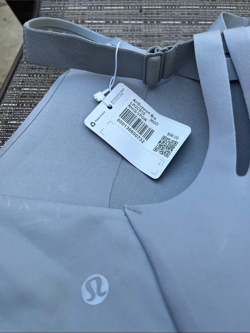lululemon athletica light blue seamless molded sports bra